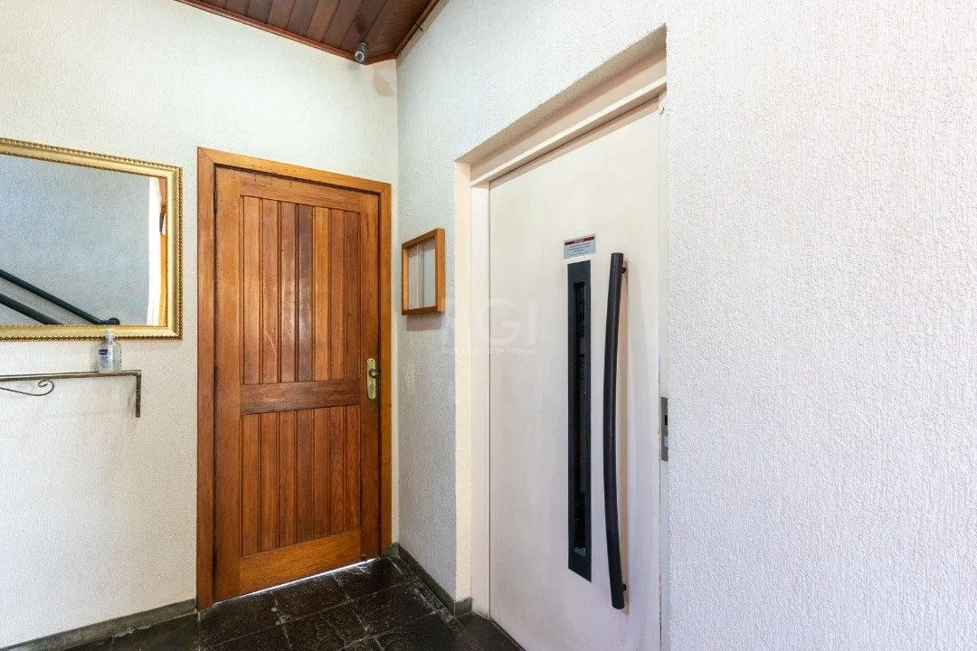 Imagem Cobertura para Venda - 157.05m², 2 dormitórios, 2 vagas - Tristeza