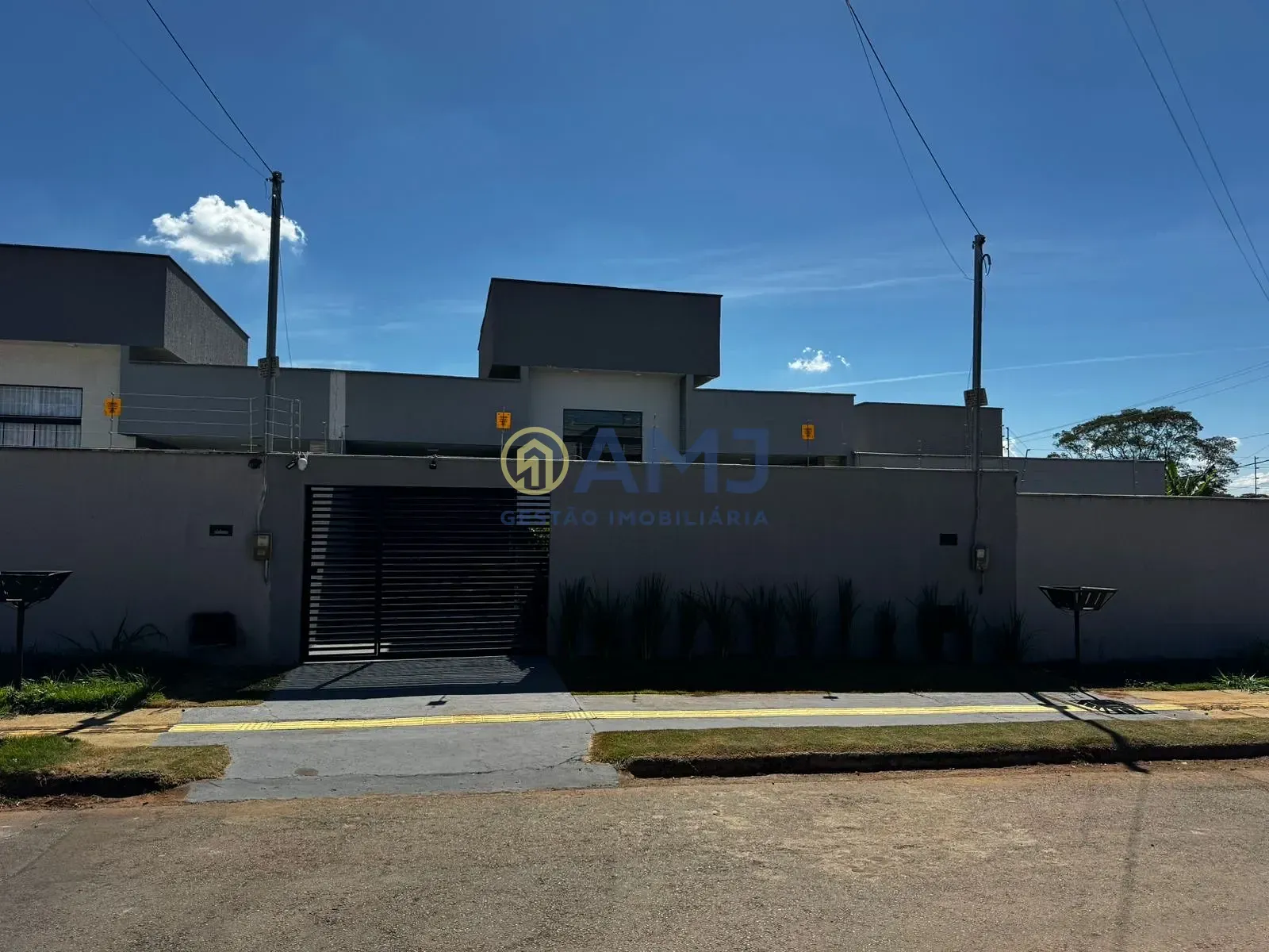 Imagem CASA MODERNA - BAIRRO CARDOSO | APARECIDA DE GOIÂNIA - JÁ AVALIADA PELA CAIXA