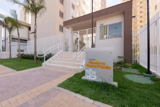 Imagem Apartamento com 27m2, 1 dormitório à venda ou locação na Barra Funda, São Paulo