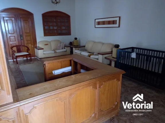 Imagem Casa com 6 dormitórios no Bairro JK - Barreiras-BA