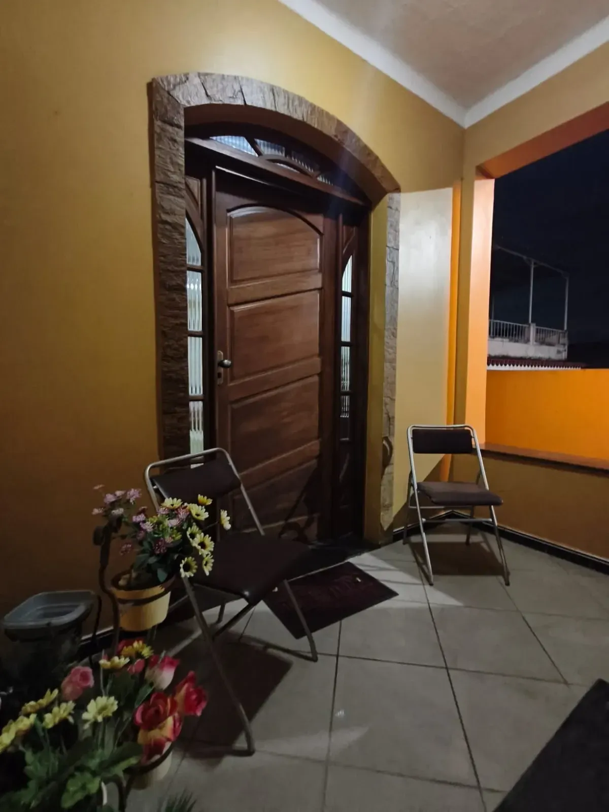 Imagem Casa com 2 Quartos à Venda, 120 m² em Engenhoca - Niterói