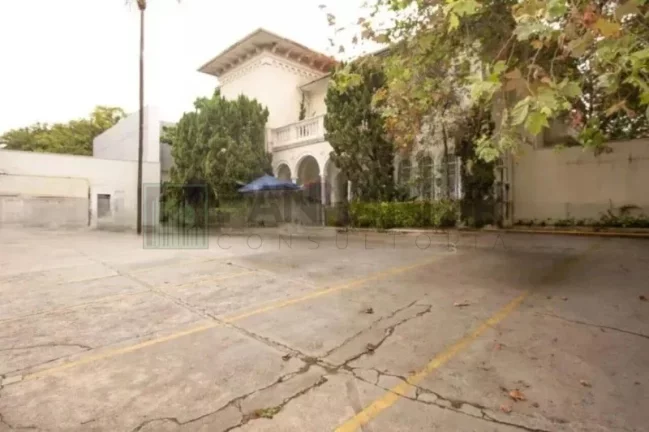 Imagem Casa Comercial para Locação em Jardim América, São Paulo-SP: 6 salas, 6 banheiros, 20 vagas de garagem, 663m².