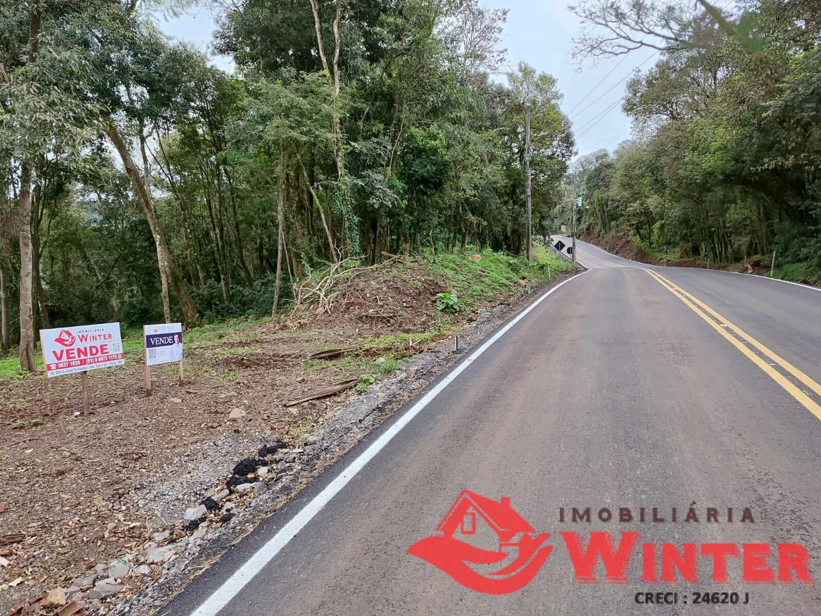 Imagem Amplo terreno de 3.640,32m² com linda vista próximo ao Welt Platz.