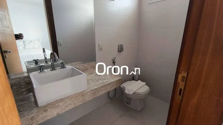 Imagem Sobrado à venda, 350 m² por R$ 3.200.000,00 - Jardins Madri - Goiânia/GO
