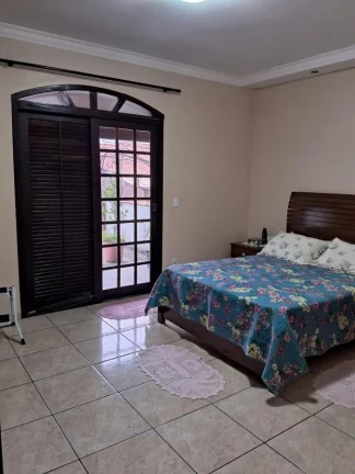 Imagem Sobrado para Venda em Santo André / SP no bairro Parque Gerassi