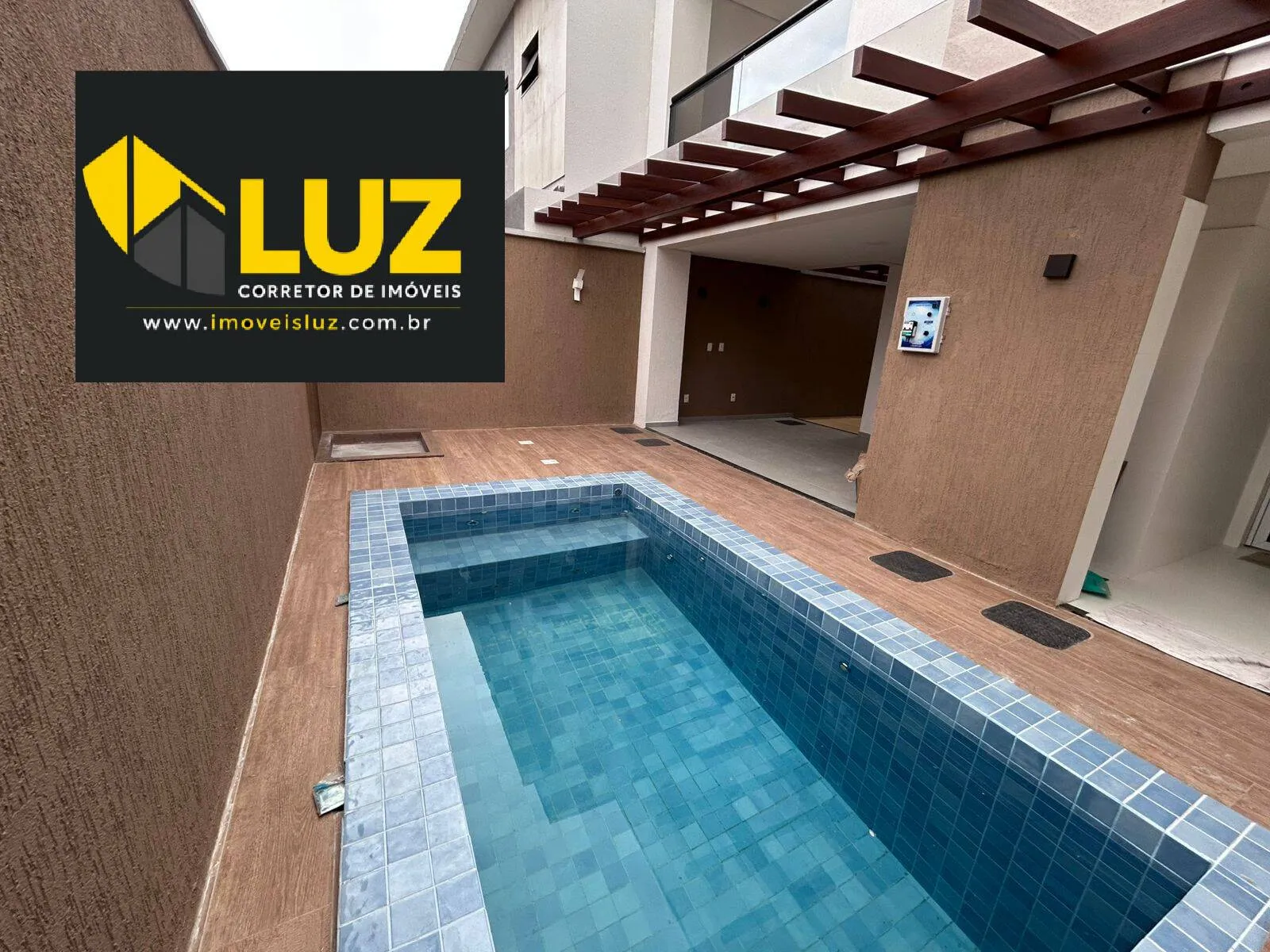 Imagem Casa de Alto Padrão à Venda no Condomínio Ignes Fiuza - Maraponga