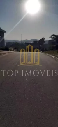 Imagem Sobrado de Alto Padrão no Condomínio Fechado Residencial Mônaco – 4 Suítes | Vista para a Serra da Mantiqueira