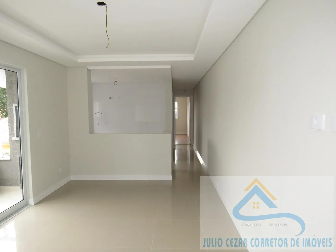 Imagem Apartamento para Venda em São José dos Pinhais, São Cristóvão, 2 dormitórios, 1 suíte, 2 banheiros, 1 vaga