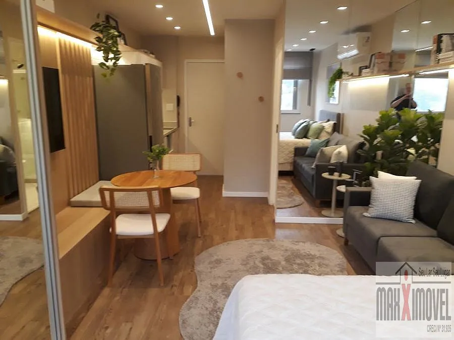 Foto do imóvel Studio à venda Zona Centro Retrofit em Rua Santa Alexandrina