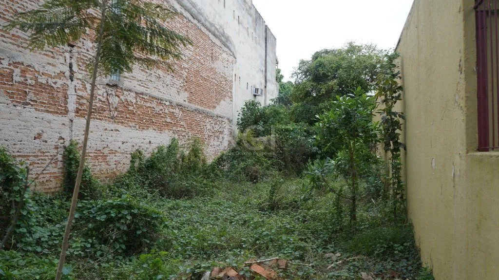 Imagem Terreno para Venda - 218m² no Bairro Floresta