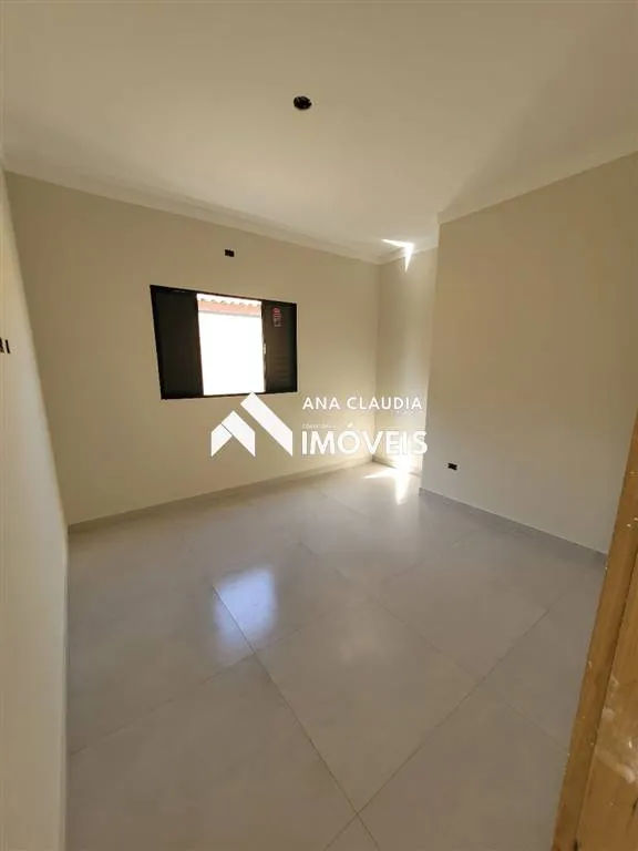 Imagem Vende-se casa lado praia na cidade de itanhaem