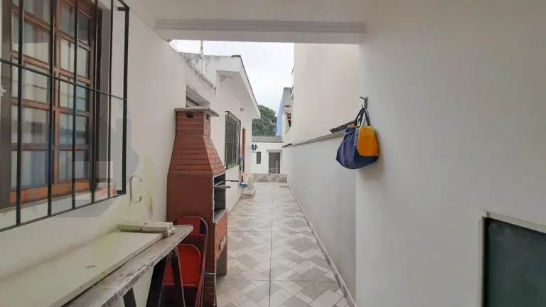 Imagem Casa de 2 dormitórios sendo 1 suíte, 3 banheiros, 3 vagas, com 240m² no Rudge Ramos, São Bernardo do Campo