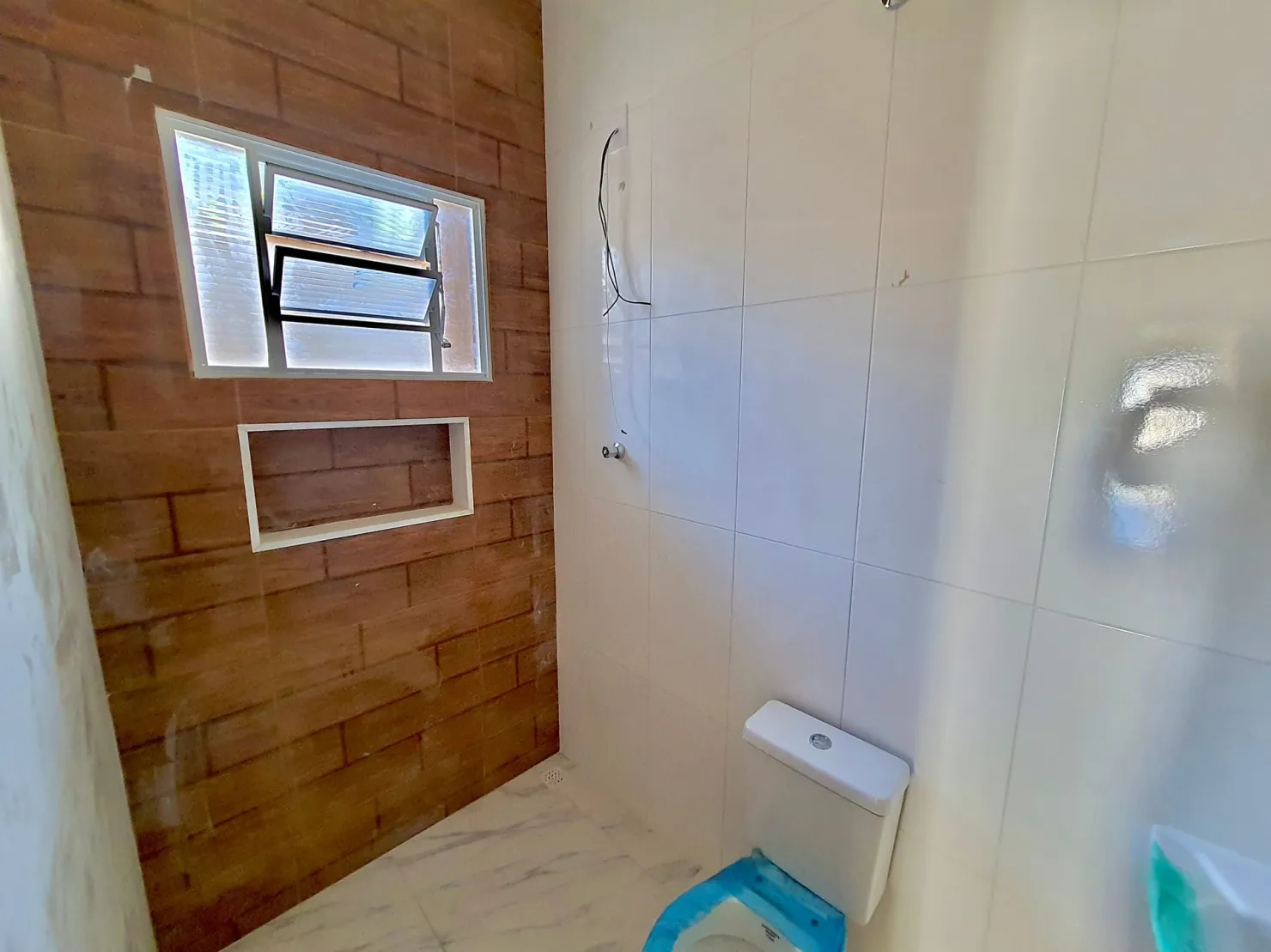 Imagem Casa à venda 2 Quartos, 1 Suite, 1 Vaga, 125M², Residencial Estoril, Taubaté - SP