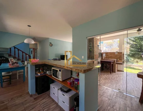 Imagem A Casa Perfeita para Suas Memórias - 4 quartos e lazer privativo dentro de condomínio