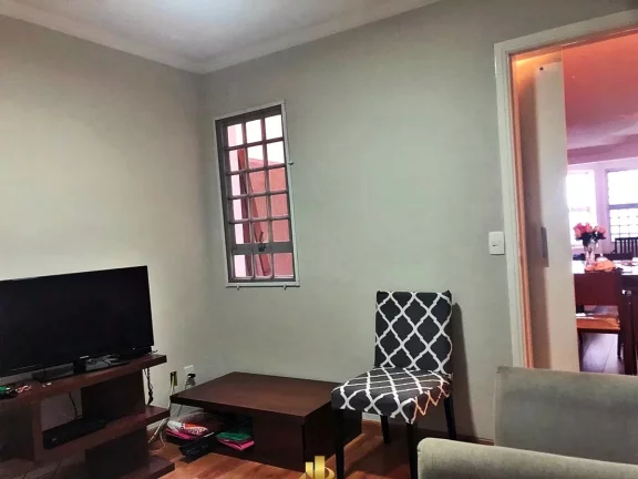 Imagem LINDO SOBRADO 244M², 3 DORMITORIOS COM 1 SUÍTE MASTER E ÓTIMA LOCALIZAÇÃO NO QUINTA DAS VIDEIRAS