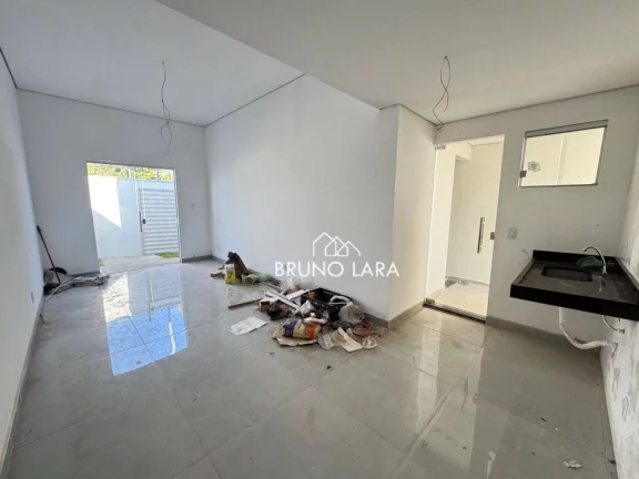 Imagem Casa à Venda em Betim, no Bairro Tiradentes