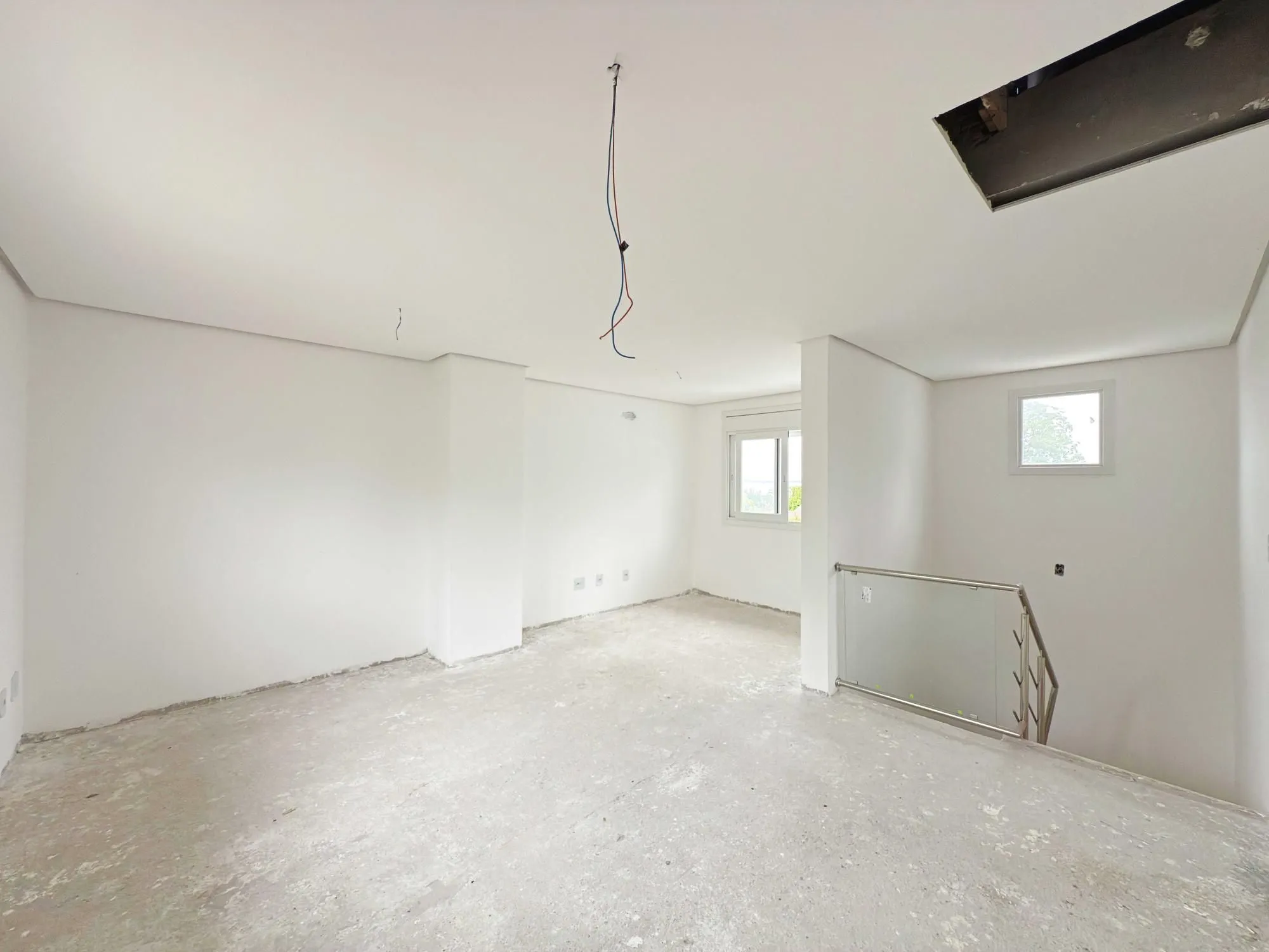 Imagem Vende-se casa em condomínio com 4 dormitórios (2 suítes), 3 vagas - Tristeza