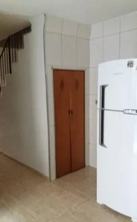 Casa com 4 Quartos à Venda,  em Jardim Saporito - Taboão da Serra