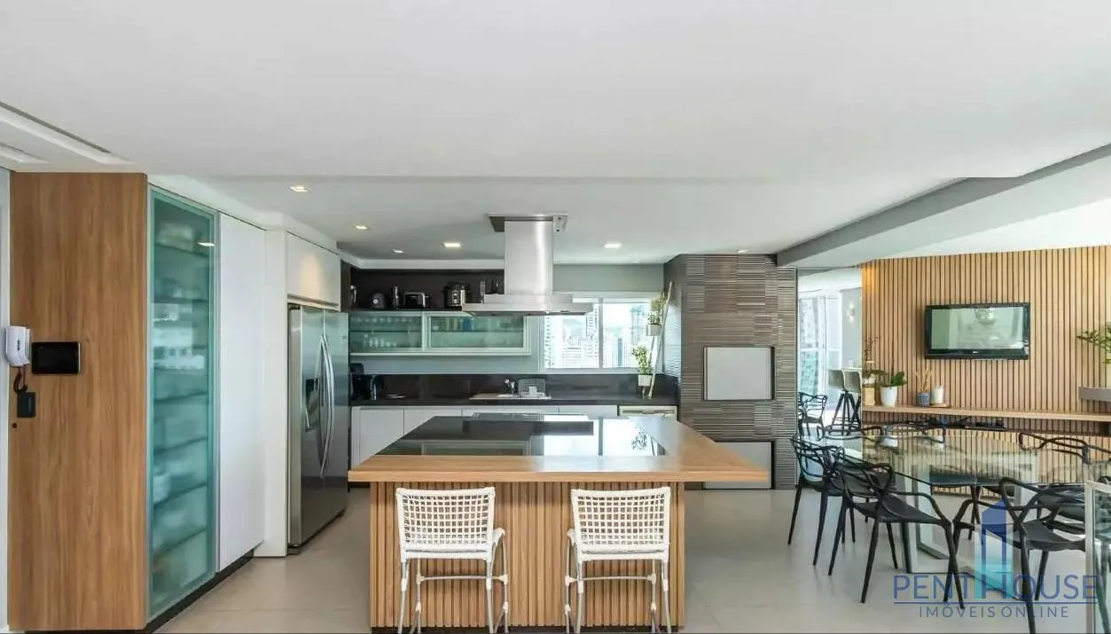 Imagem Cobertura Duplex para Venda em Balneário Camboriú, CENTRO, 3 dormitórios, 3 suítes, 4 banheiros, 3 vagas