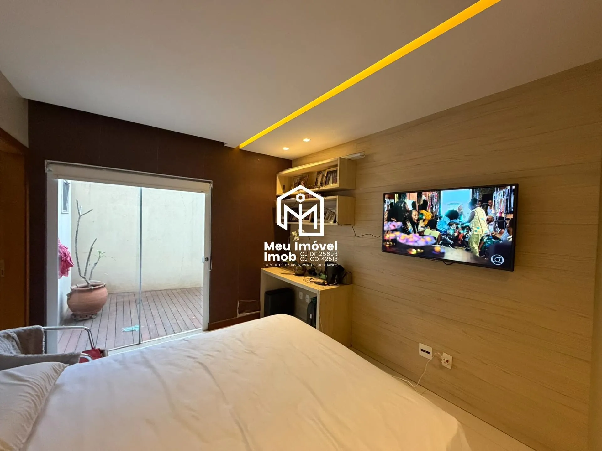 Imagem Casa 4 Qts 4 Suítes 2 Vagas 350m² Cond Jardim Botânico VI