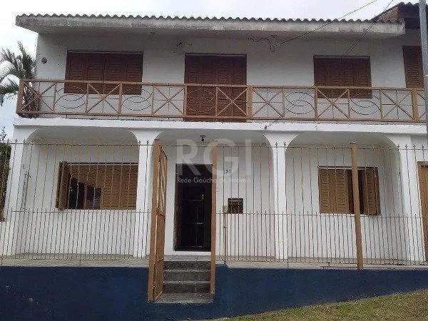 Imagem Casa 3 dormitórios, sendo 1 suites, 2 vagas - Medianeira, Porto Alegre/RS