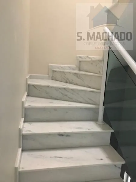 Imagem Sobrado para Venda em Santo André / SP no bairro Vila Pires