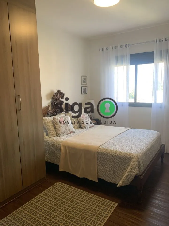 Imagem VENDE na Vila Andrade (Região do Morumbi) Apartamento com 4 Suítes, 4 vagas Fixas + Depósito