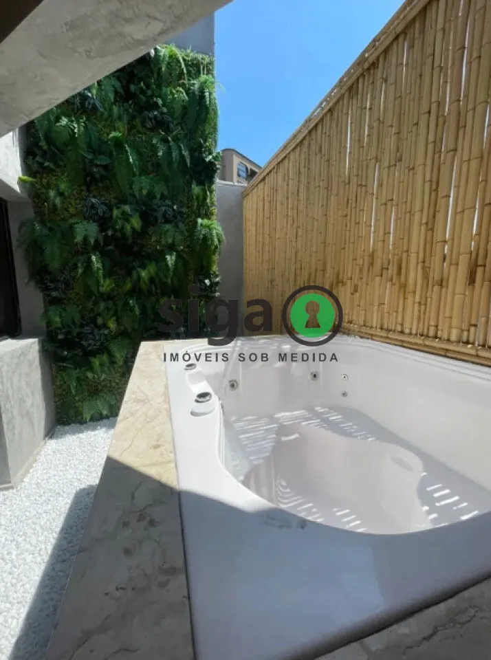 Imagem Cobertura duplex totalmente mobiliada com Jacuzzi e 2 vagas no Morumbi