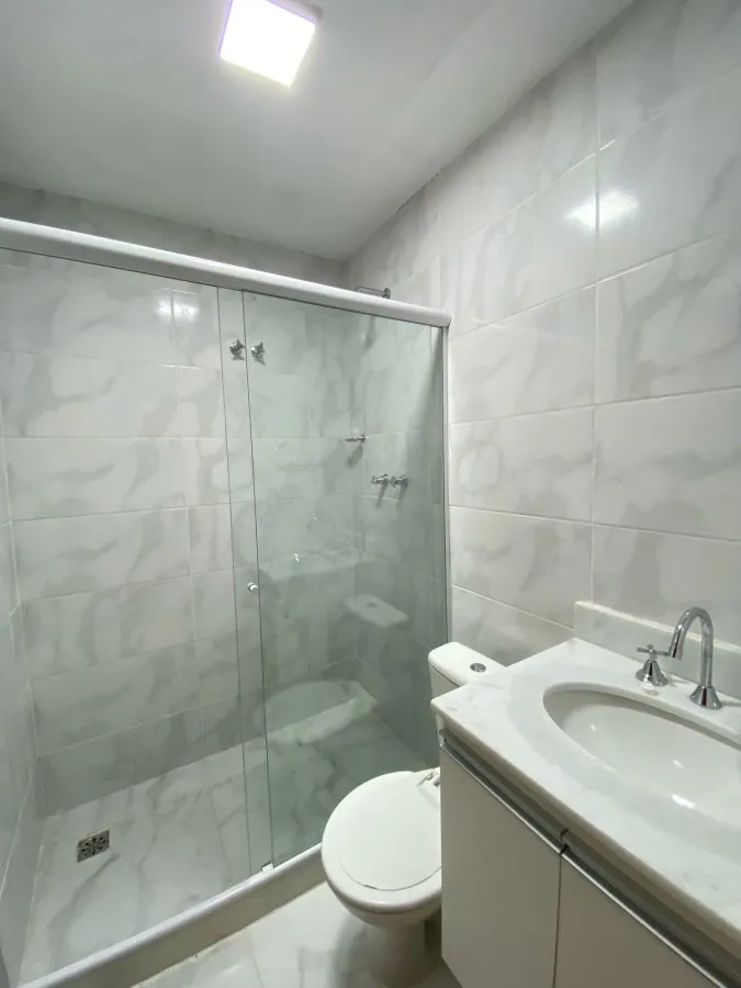 Imagem Casa em Condomínio para Venda em Teresópolis / RJ no bairro Granja Guarani
