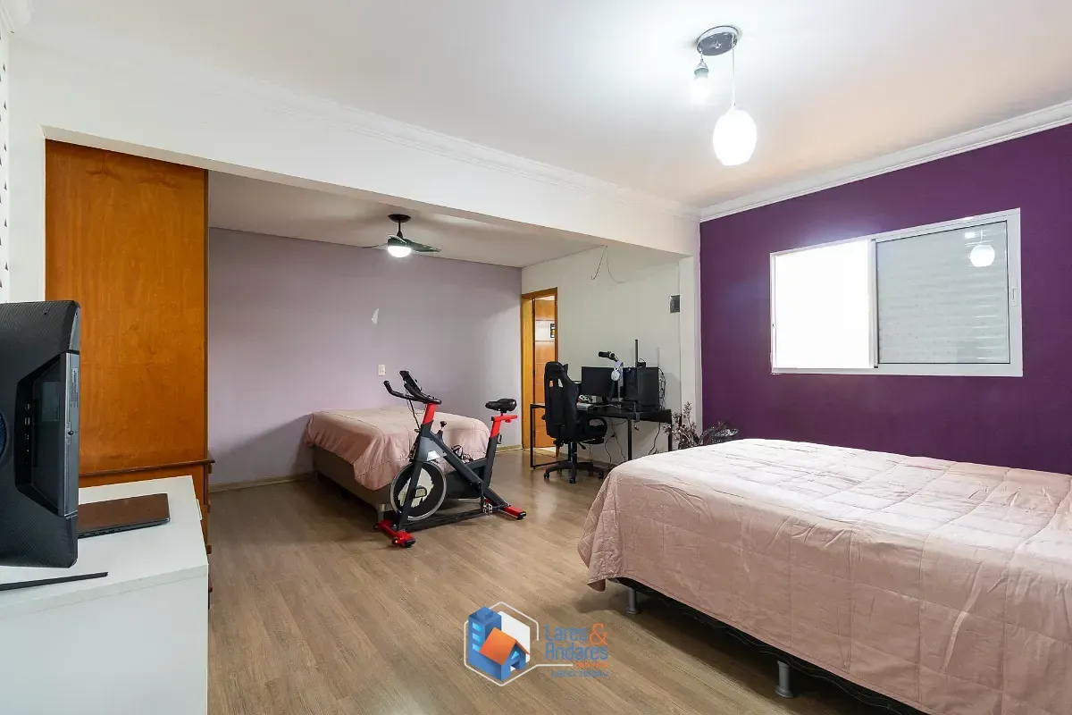 Imagem Casa para venda em Interlagos com 3 quartos, sendo 3 suítes, 125m²
