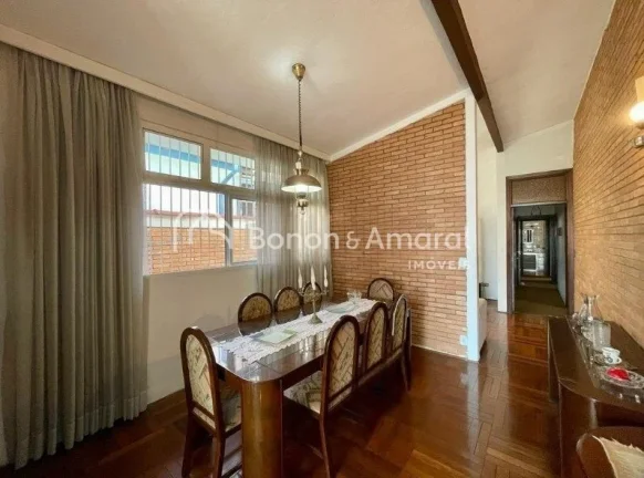 Imagem Casa assobradada à venda no bairro Jardim Proença, localização privilegiada de frente para um bo...
