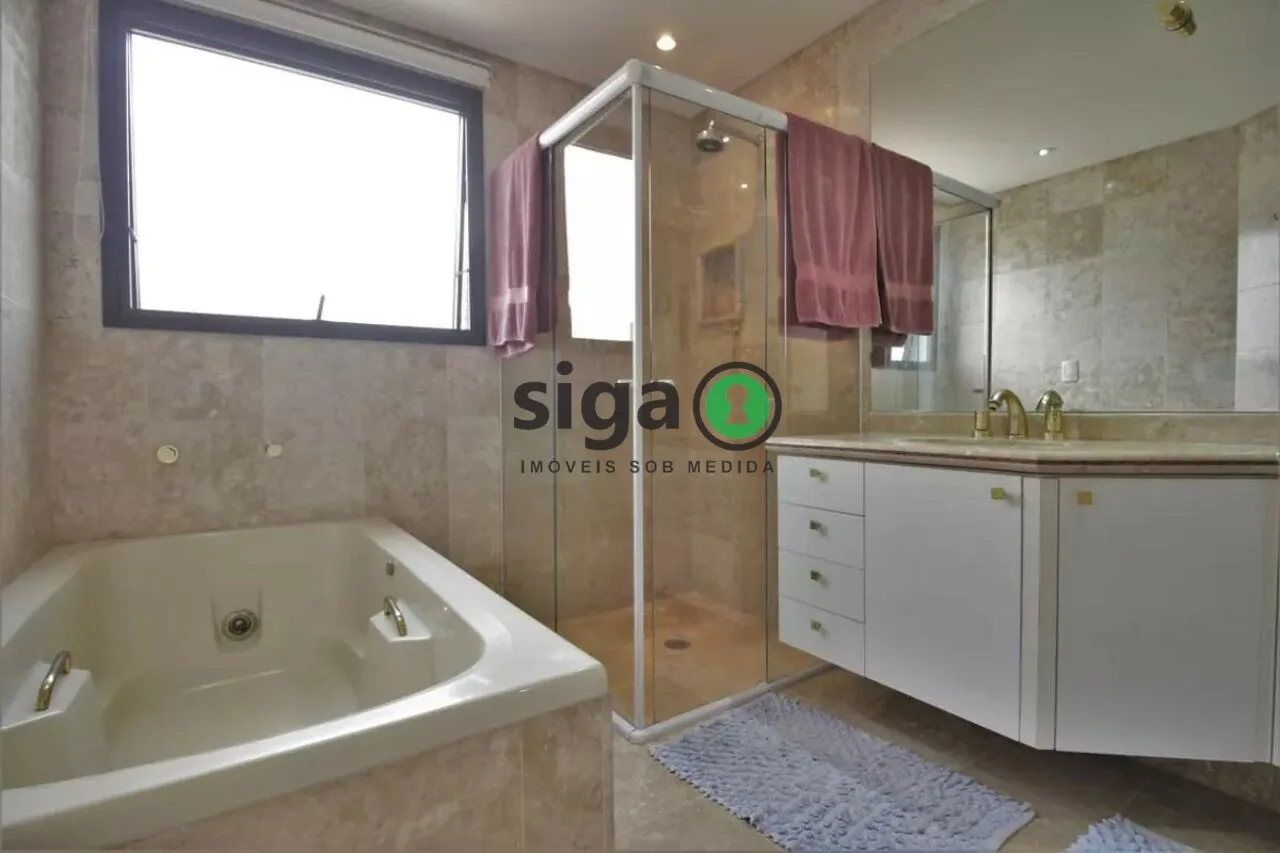 Imagem APARTAMENTO 180M² COM 3 DORMITORIOS A VENDA NO MORUMBI ACEITA PERMUTA