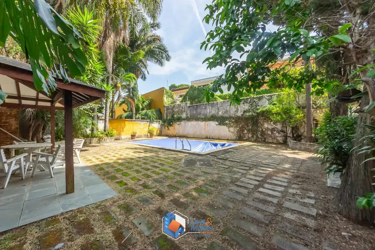 Imagem Casa para venda em Campo Belo com 5 quartos, sendo 4 suítes, 369m²