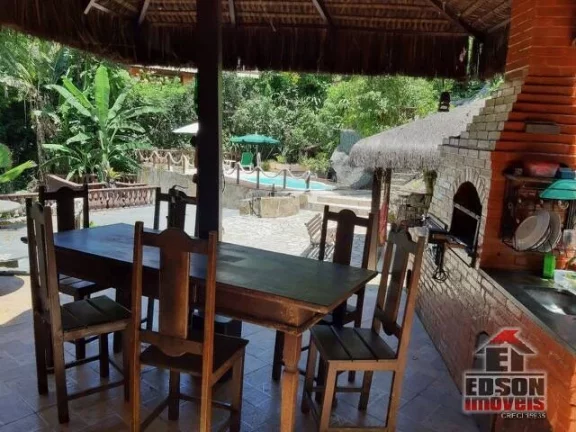 Imagem Belíssima Casa Triplex em Condomínio no Recanto de Itaipuaçu