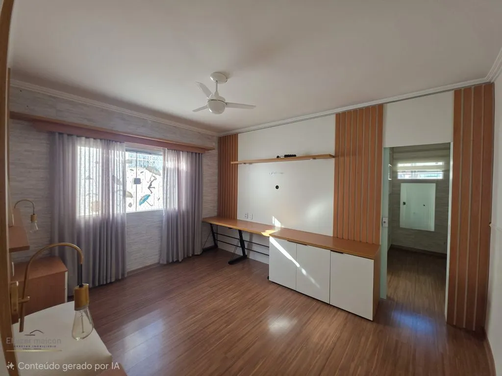Imagem Casa com piscina, área gourmet a venda próximo ao centro de Poços de Caldas - MG