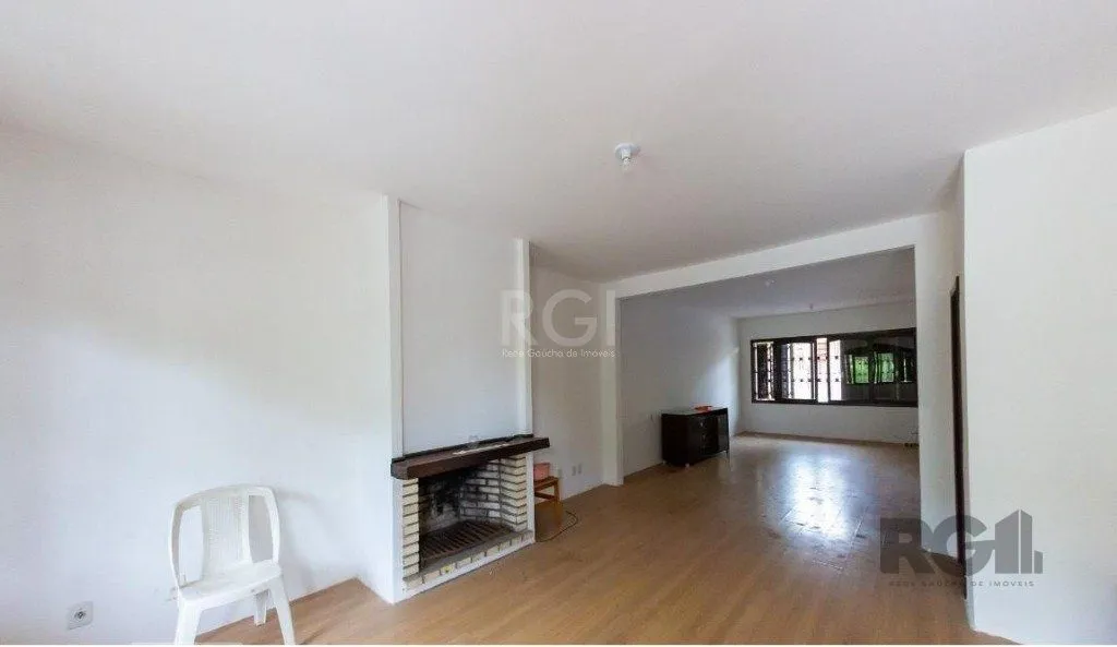 Imagem Casa para Venda - 450m², 4 dormitórios, sendo 3 suites, 5 vagas - Nonoai