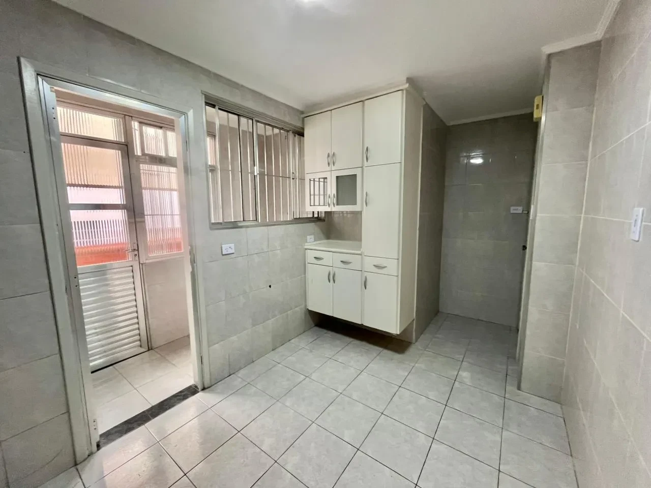 Imagem Apartamento com 2 Quartos à Venda, 70 m² em Embaré - Santos