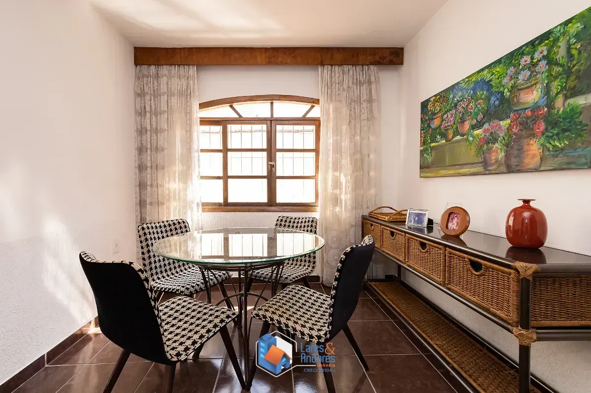Imagem Sobrado para venda em Vila Palmeiras com 3 quartos, sendo 1 suíte, 164m²