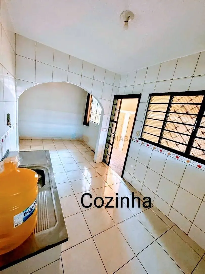 Imagem Casa com 2 quartos e 1 suite no bairro Coophamil
