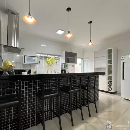 Imagem Casa à Venda no Bairro Belvedere – Sofisticação, Conforto e Sustentabilidade