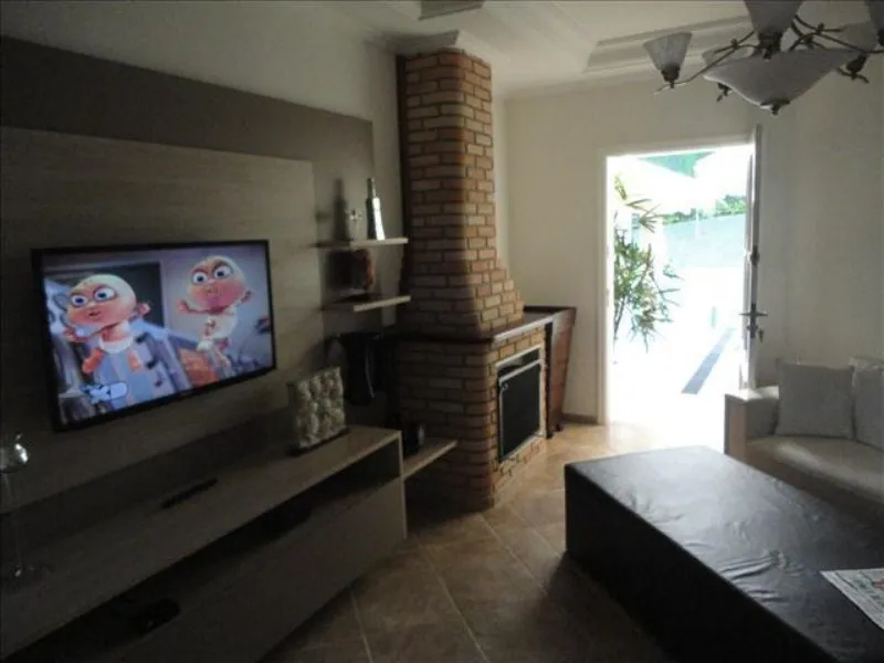 Imagem Casa Exclusiva no Cond. Residencial City Castelo com 680M²
