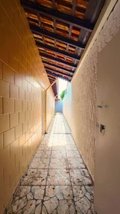 Imagem Conheça nossa casa geminada com 2 dormitórios, sendo 1 suíte, sala,cozinha e área de serviço. Perfeita para quem busca conforto e praticidade. Á venda Imobiliaria Consulte Imoveis.
