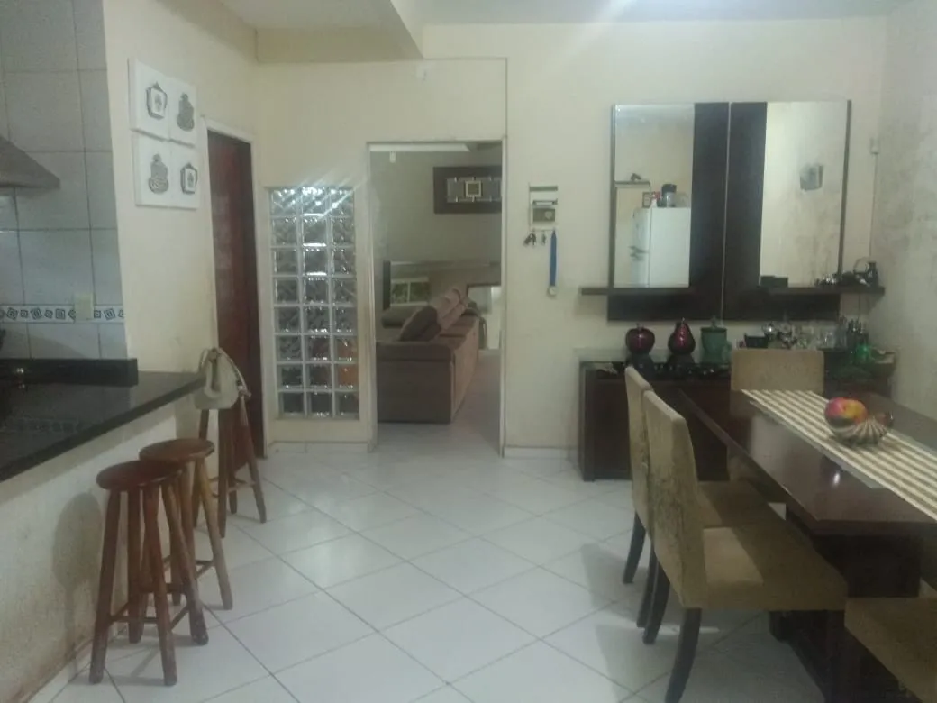 Imagem Casa à venda 3 Quartos, 2 Suites, 2 Vagas, 300M², Residencial Cambuí, São José dos Campos - SP