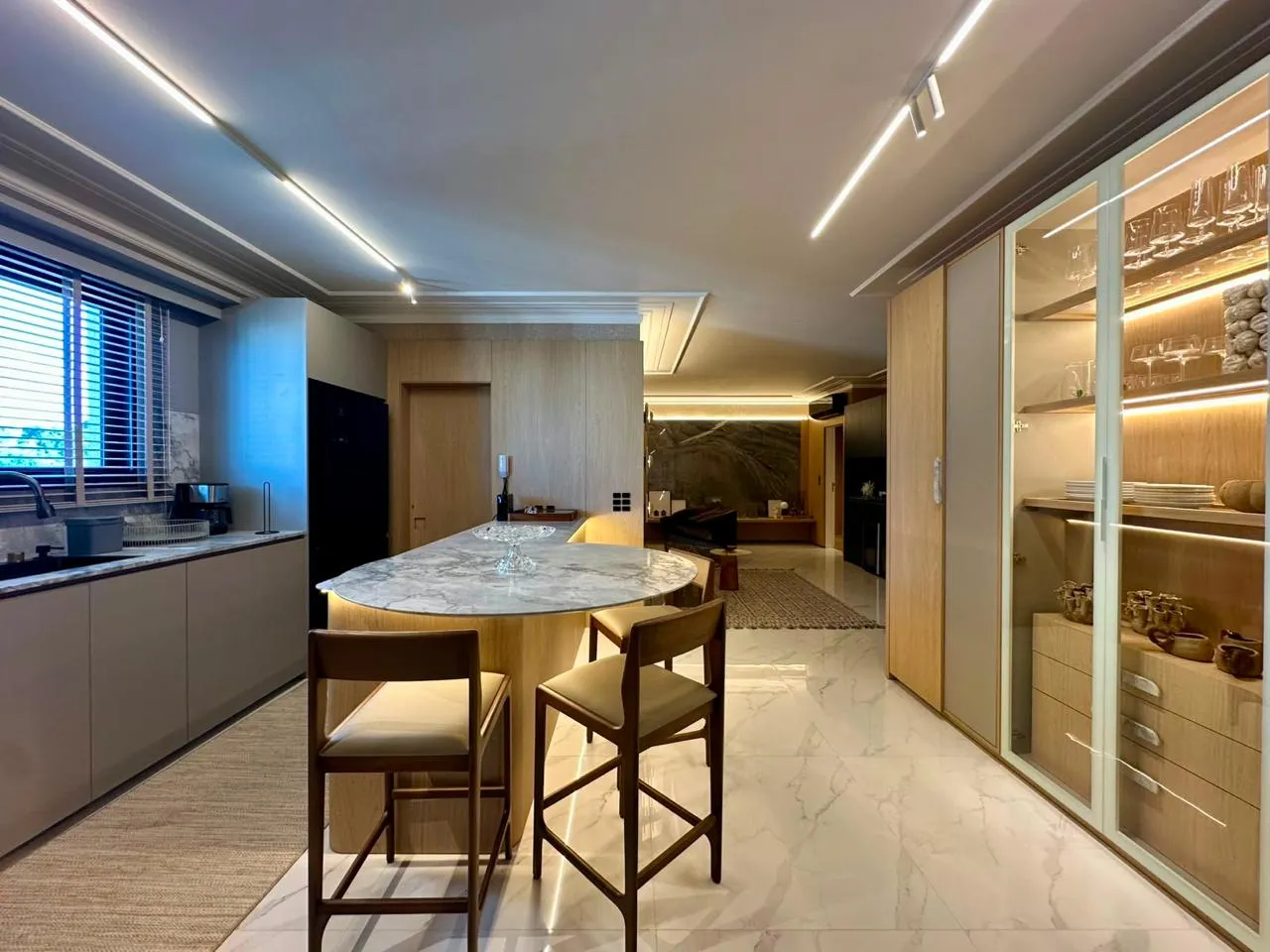 Imagem Apartamento com vista para o mar à venda com 210m2 por R$ 7.300.000,00