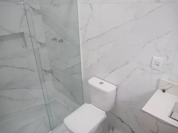 Imagem EXCELENTE IMÓVEL, Casa térrea 95m², três dormitórios, suíte, Cond. Fechado