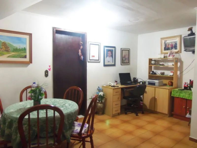 Imagem Casa Condominio para Venda - 86.86m², 2 dormitórios, 2 vagas - Tristeza