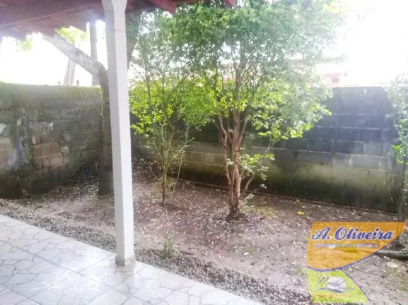 Imagem Ótima casa - 02 Dormitórios ( 01 Suíte ) com Piscina