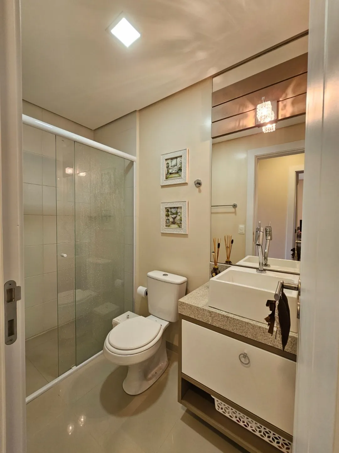 Imagem Apartamento Mobiliado, CAPAO DA CANOA - Suite e Piscina aquecida.