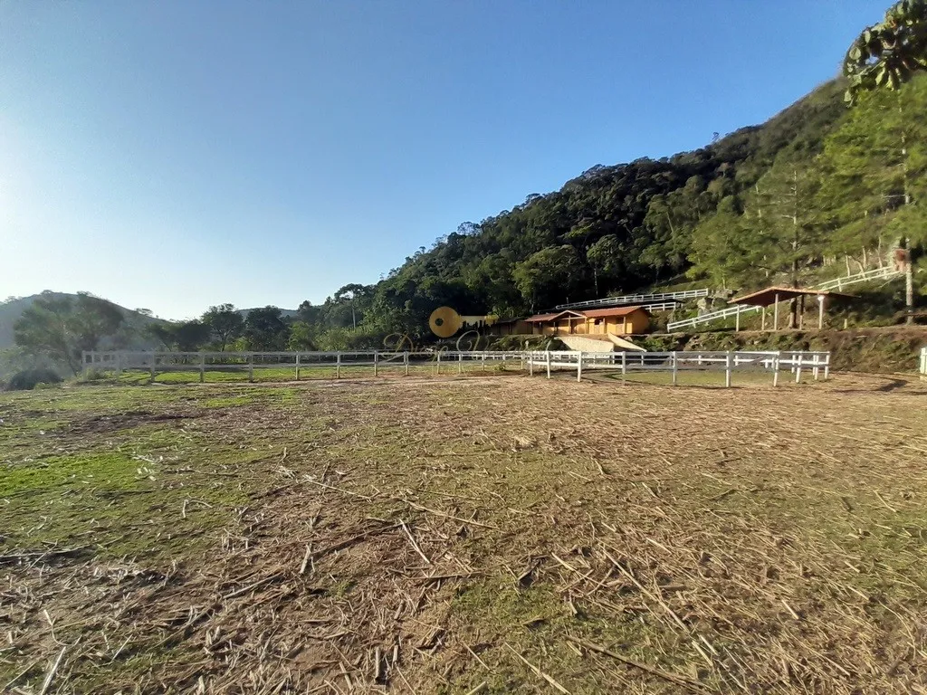 Imagem Haras para Venda em Teresópolis / RJ no bairro Córrego das Pedras