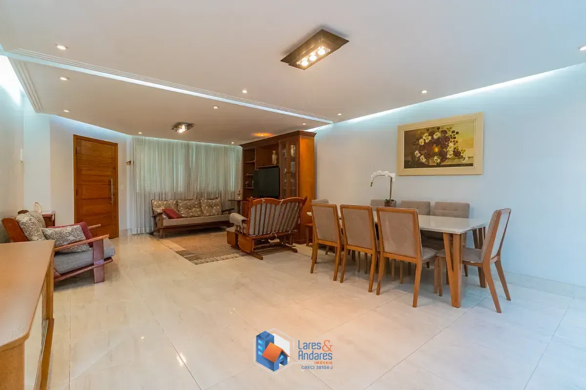 Imagem Sobrado para venda em Jardim Maria Estela com 3 quartos, sendo 3 suítes, 150m²